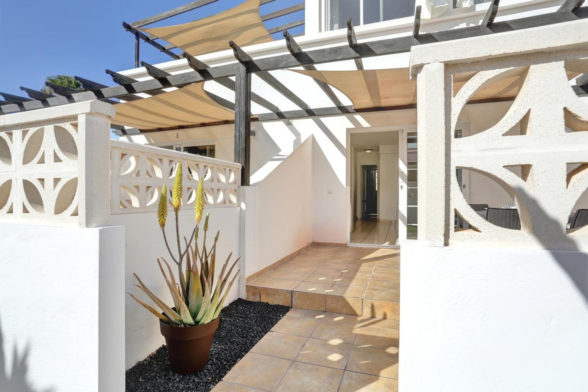 Residencia Lena Apartment Corralejo Exterior photo